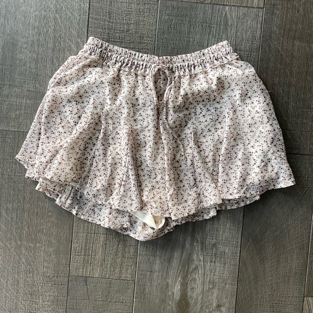 Isabelle’s Cabinet Flowy Shorts